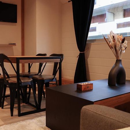 Ambiance Montagne, A Deux Pas De La Gare Apartment Cluses Bagian luar foto